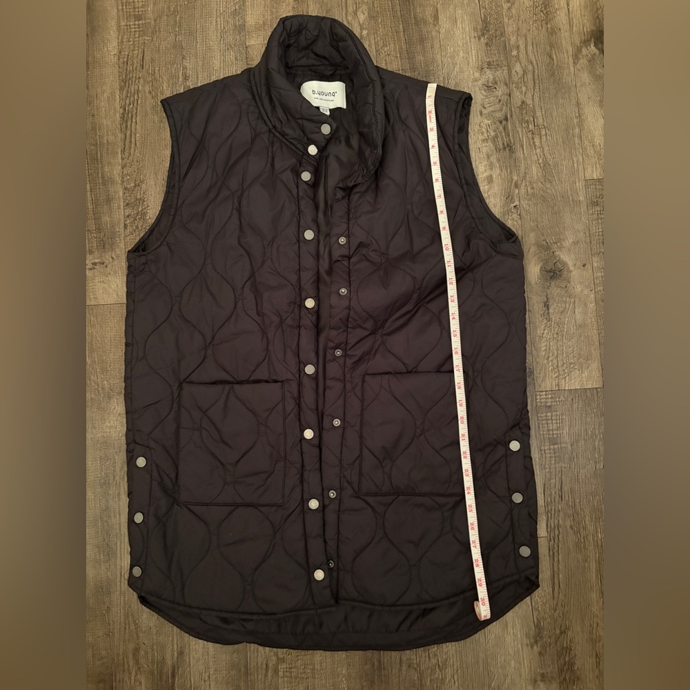 Black Quilted Vest - Picture 7 of 9